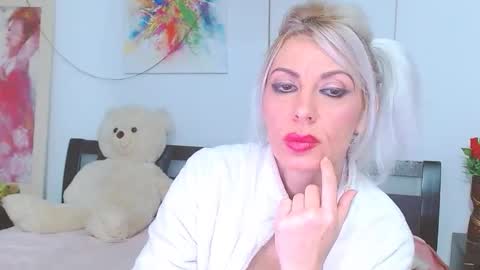 Lara online show from February 2026 12:29:02 AM