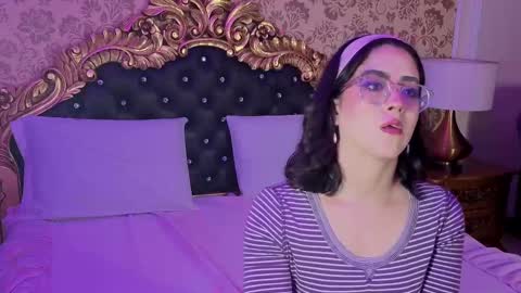 Snapshot of lillianderson chatting on November 2025 11:42:02 AM lillianderson - Next stream start at 0700hs GTM-3 online show from November 2025 11:42:02 AM