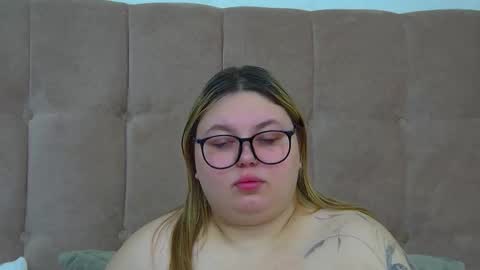 LillianHaig online show from February 2026 06:28:02 PM