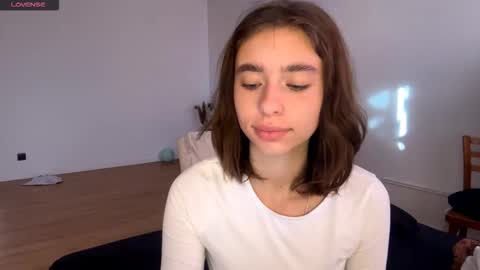 Amelia online show from March 2026 06:08:02 AM