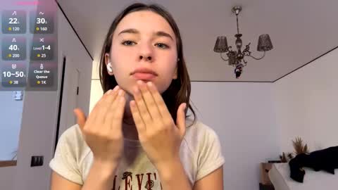 Amelia online show from March 2026 06:42:02 AM