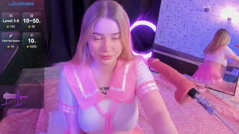 lillie_berry online show from December 2025 04:52:01 AM