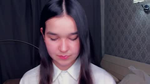 Celina Lillie online show from December 2025 09:31:02 PM