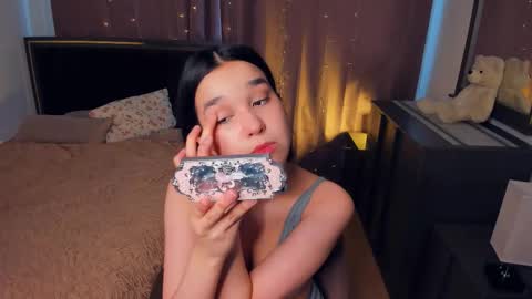 Celina Lillie online show from March 2026 07:58:02 AM