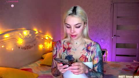 LilliMoore online show from March 2026 11:22:01 PM