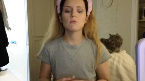 Snapshot of lilly_adams88 chatting on June 2026 01:32:01 AM lilly_adams88 online show from June 2026 01:32:01 AM