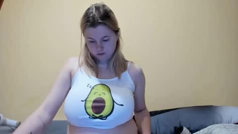 Lilly Depp online show from December 2025 07:53:02 PM