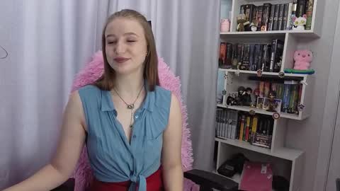 LillyFan X online show from October 2025 04:44:02 AM