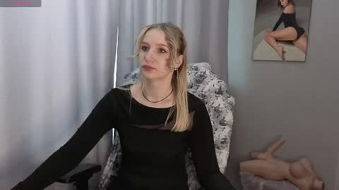 LillyFan X online show from July 2026 04:03:02 AM