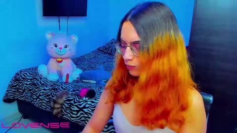 Lilly3 online show from April 2026 03:05:01 AM