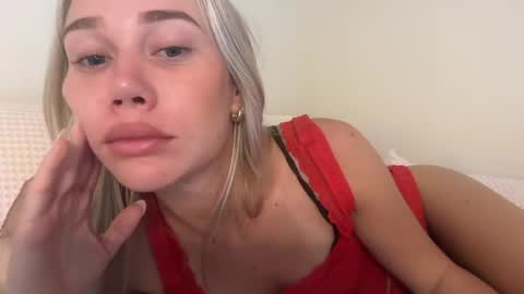 Snapshot of lillyyfaithh chatting on February 2026 10:53:01 PM lilly online show from February 2026 10:53:01 PM