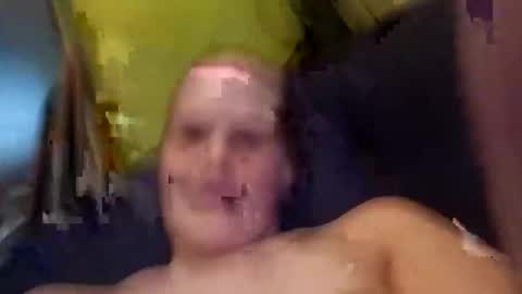 Snapshot of lilmizztwizid chatting on April 2026 12:48:02 AM LilMizzTwizid online show from April 2026 12:48:02 AM