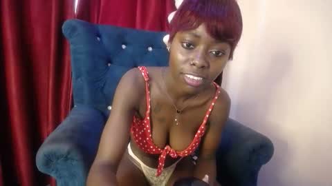 Snapshot of lilmystic_lola chatting on September 2025 05:56:01 AM Chelsea online show from September 2025 05:56:01 AM