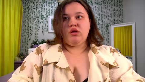 Snapshot of lilolewins chatting on January 2025 06:20:02 PM LiloLewins online show from January 2025 06:20:02 PM