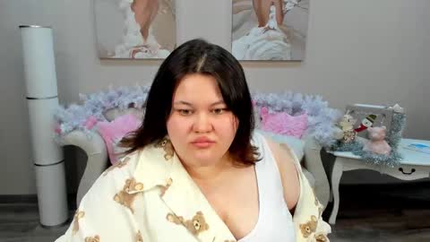 Snapshot of lilolewins chatting on January 2025 09:32:01 AM LiloLewins online show from January 2025 09:32:01 AM