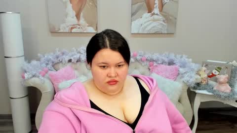 Snapshot of lilolewins chatting on January 2025 06:48:02 AM LiloLewins online show from January 2025 06:48:02 AM