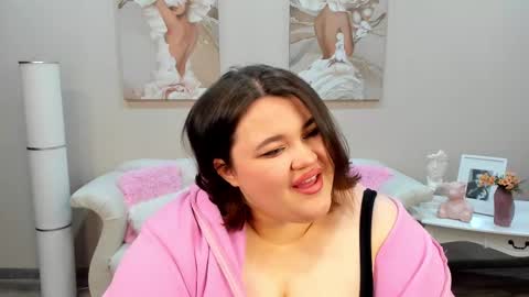 Snapshot of lilolewins chatting on January 2025 06:43:01 PM LiloLewins online show from January 2025 06:43:01 PM