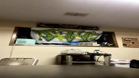 Snapshot of lilrissbaby chatting on May 2026 07:52:02 PM lilrissbaby online show from May 2026 07:52:02 PM