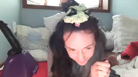 Snapshot of lilrosiedoll chatting on December 2024 05:26:02 PM Lilrosiedoll online show from December 2024 05:26:02 PM