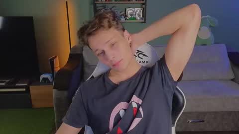 lilteddyboy online show from November 2025 05:22:01 PM