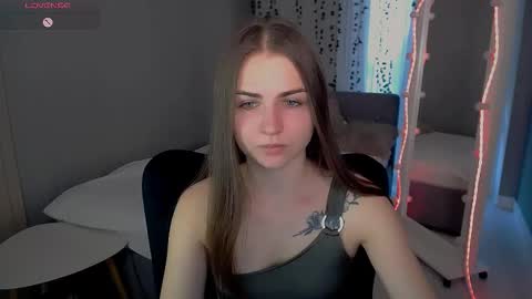 lilu__moon online show from December 2025 07:25:01 AM