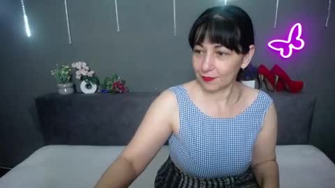 Snapshot of lilugrants chatting on May 2026 06:37:01 PM lilugrants online show from May 2026 06:37:01 PM