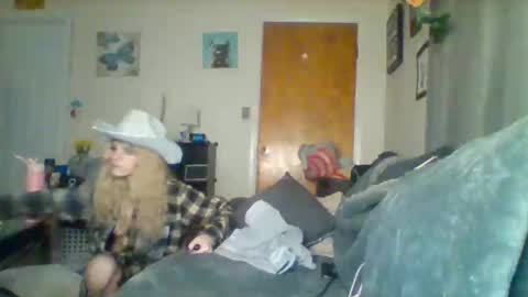 Snapshot of lilvioletxxx chatting on September 2025 12:43:01 AM Little Violet online show from September 2025 12:43:01 AM