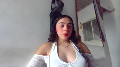 lily_anal_squirt online show from February 2025 05:09:01 PM