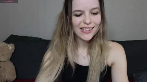 Snapshot of lily_and_jake chatting on September 2025 07:33:02 AM lily_and_jake online show from September 2025 07:33:02 AM