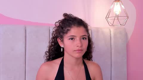 lily_cherry0 online show from March 2025 04:14:02 PM