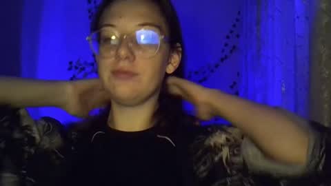 lily_ember online show from October 2025 05:13:02 PM