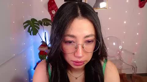 just lily online show from December 2024 11:17:02 PM