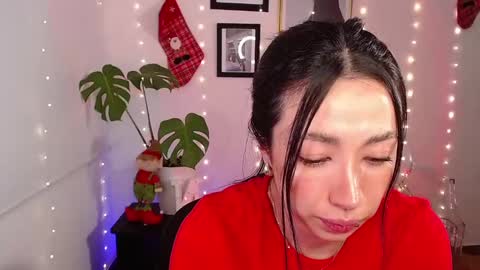 just lily online show from December 2024 03:26:02 AM