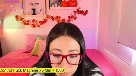 just lily online show from October 2025 09:43:02 PM