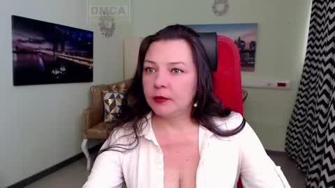Snapshot of lily_flower7_ chatting on April 2026 05:03:01 AM Lily online show from April 2026 05:03:01 AM
