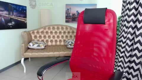Snapshot of lily_flower7_ chatting on May 2026 06:11:01 AM Lily online show from May 2026 06:11:01 AM
