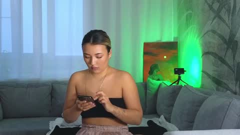 Lily online show from January 2025 05:34:01 AM