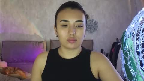 Lily online show from November 2025 10:04:02 AM