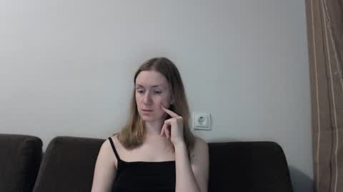 Snapshot of lily_love_x chatting on July 2026 11:10:01 PM lily_love_x online show from July 2026 11:10:01 PM