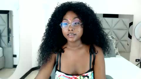 Snapshot of lily_mendoza chatting on July 2026 07:40:01 PM lily_mendoza online show from July 2026 07:40:01 PM