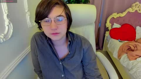 Lily online show from April 2026 03:11:02 AM