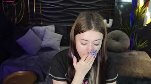 Lily online show from January 2025 06:49:01 AM