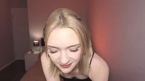 Lily online show from March 2026 12:06:02 AM