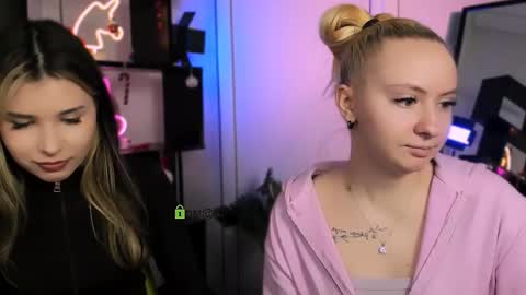 Lily online show from January 2026 07:19:01 PM