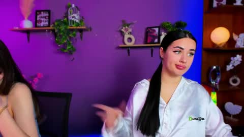 Lily online show from April 2026 06:53:02 PM