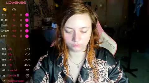 Snapshot of lily_shamy chatting on July 2026 10:12:02 AM Alice online show from July 2026 10:12:02 AM
