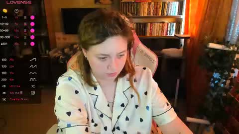 Snapshot of lily_shamy chatting on July 2026 04:38:02 PM Alice online show from July 2026 04:38:02 PM