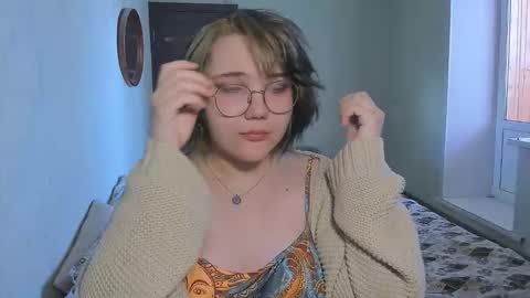 Snapshot of lily_violettt chatting on March 2026 07:45:02 AM Lily online show from March 2026 07:45:02 AM