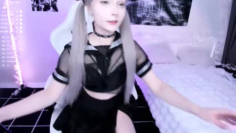 Snapshot of lily_weep chatting on February 2026 07:57:02 PM Lily online show from February 2026 07:57:02 PM