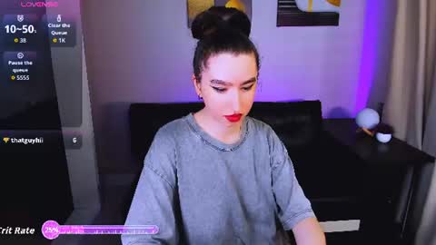 Snapshot of lily_xbaby chatting on June 2026 02:15:01 PM LILY online show from June 2026 02:15:01 PM